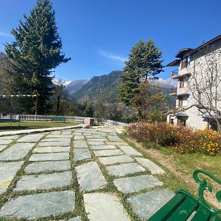 Aloka Resort Manali  Luaran gambar