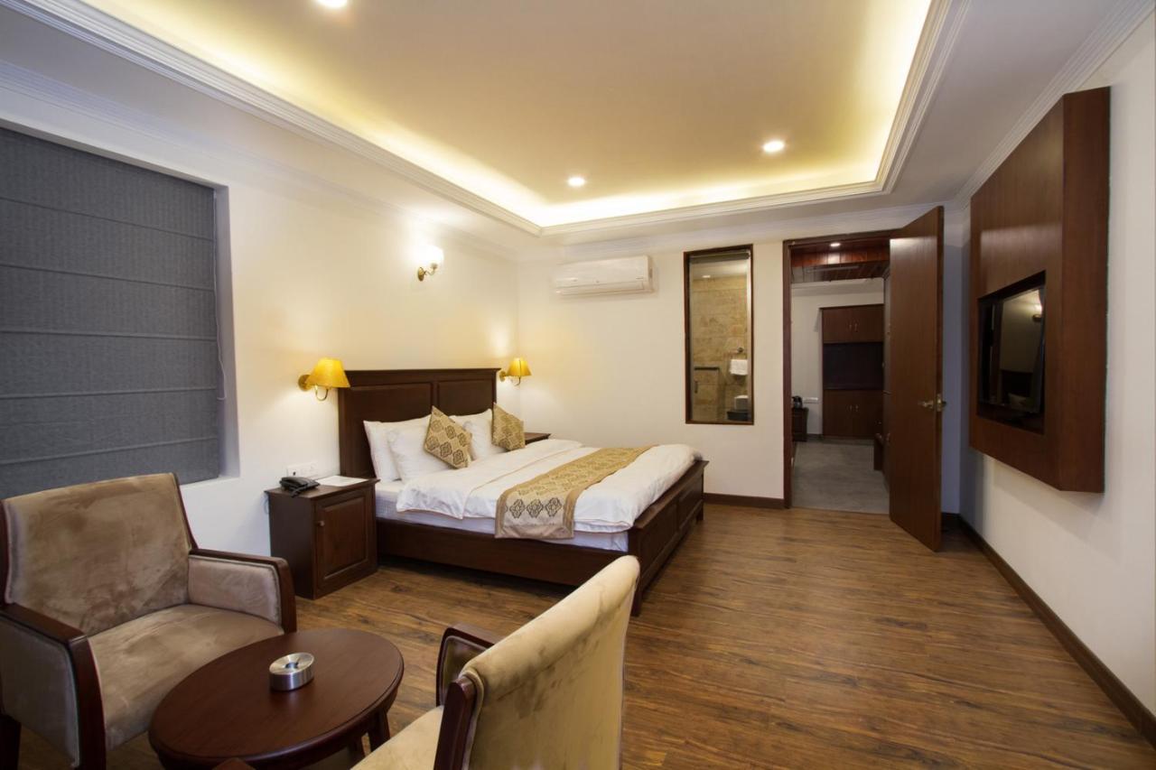 Aloka Resort Manali  Luaran gambar