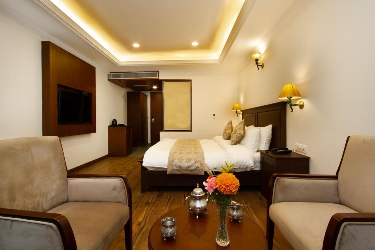 Aloka Resort Manali  Luaran gambar